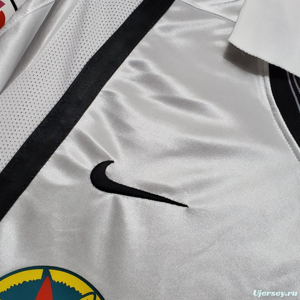 Retro 00/01 Valencia Home Soccer Jersey