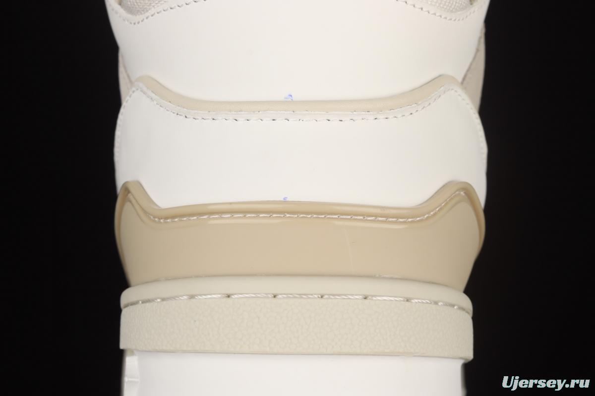 Authentic LV 2021s LV Trainer must be in winter