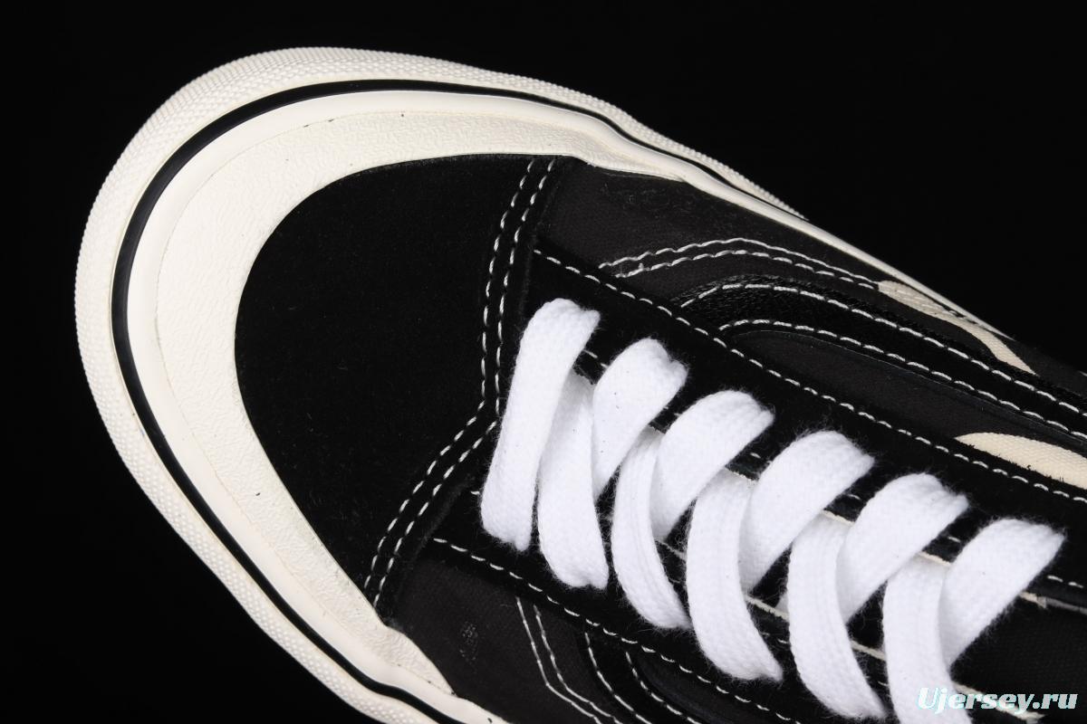 Vans Style 36 half-moon Baotou black-and-white flame low-top sports shoes VN0A3ZCJROF