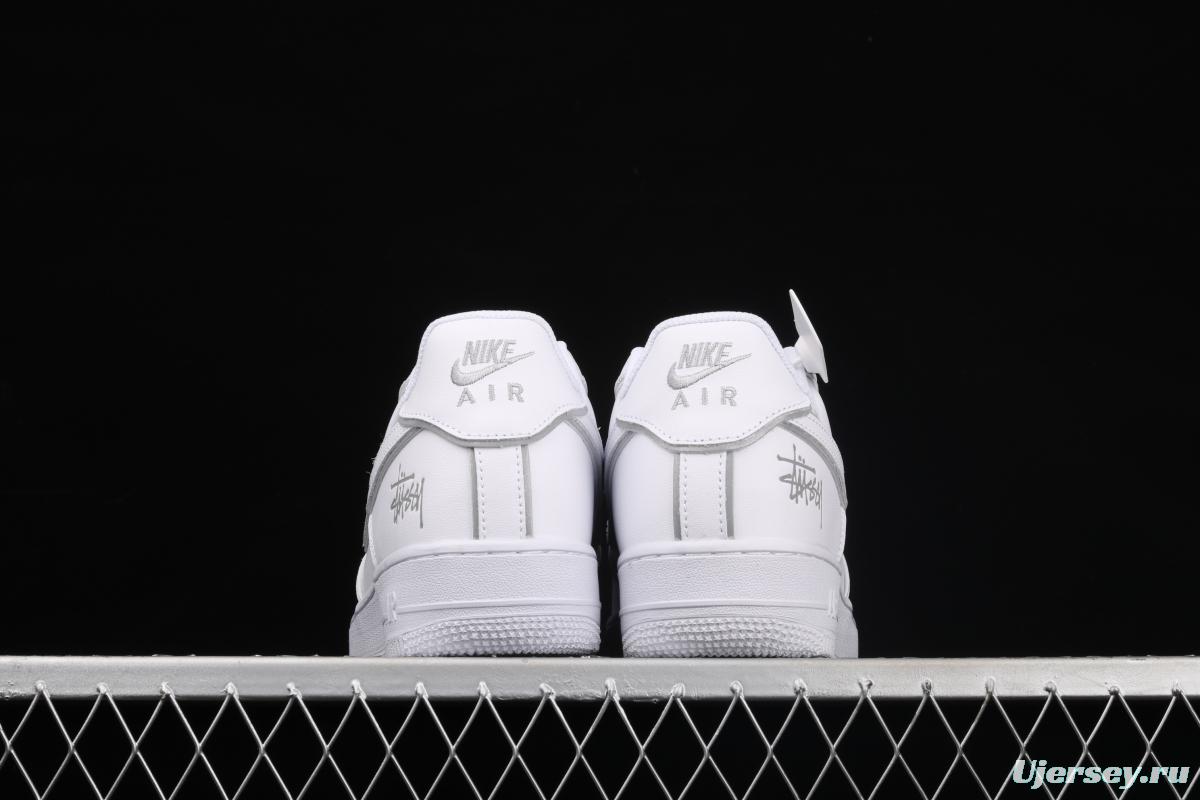 Stussy x Nike Air Force 1 Low Stussy co-named white dazzling color reflective low-top casual board shoes BQ6246-019