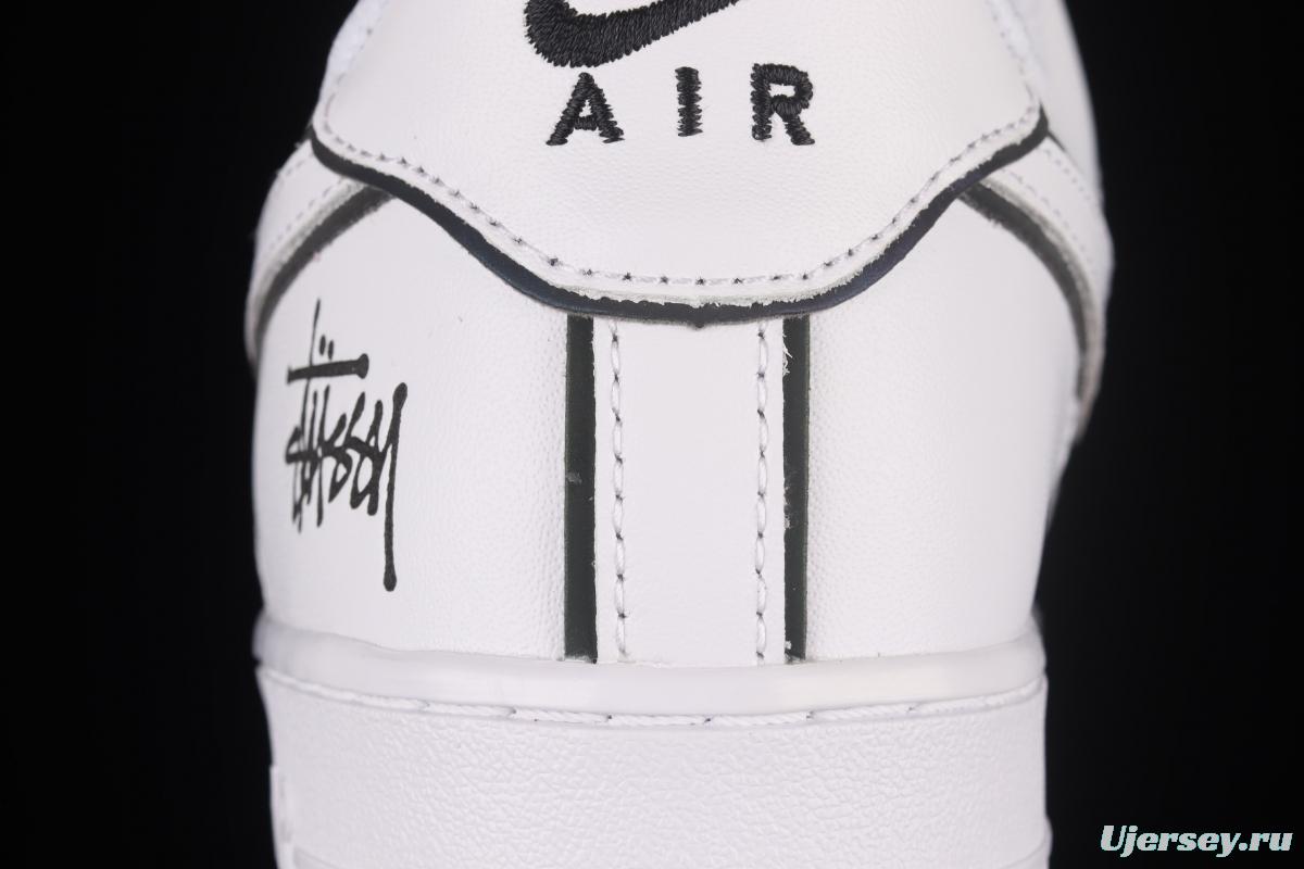 Stussy x NIKE Air Force 1 Low