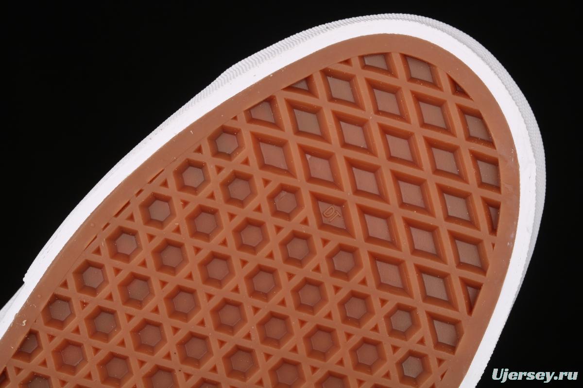Vans Style 36 Wu Yifan same style checkerboard low-top casual board shoes VN0A54F6XC8