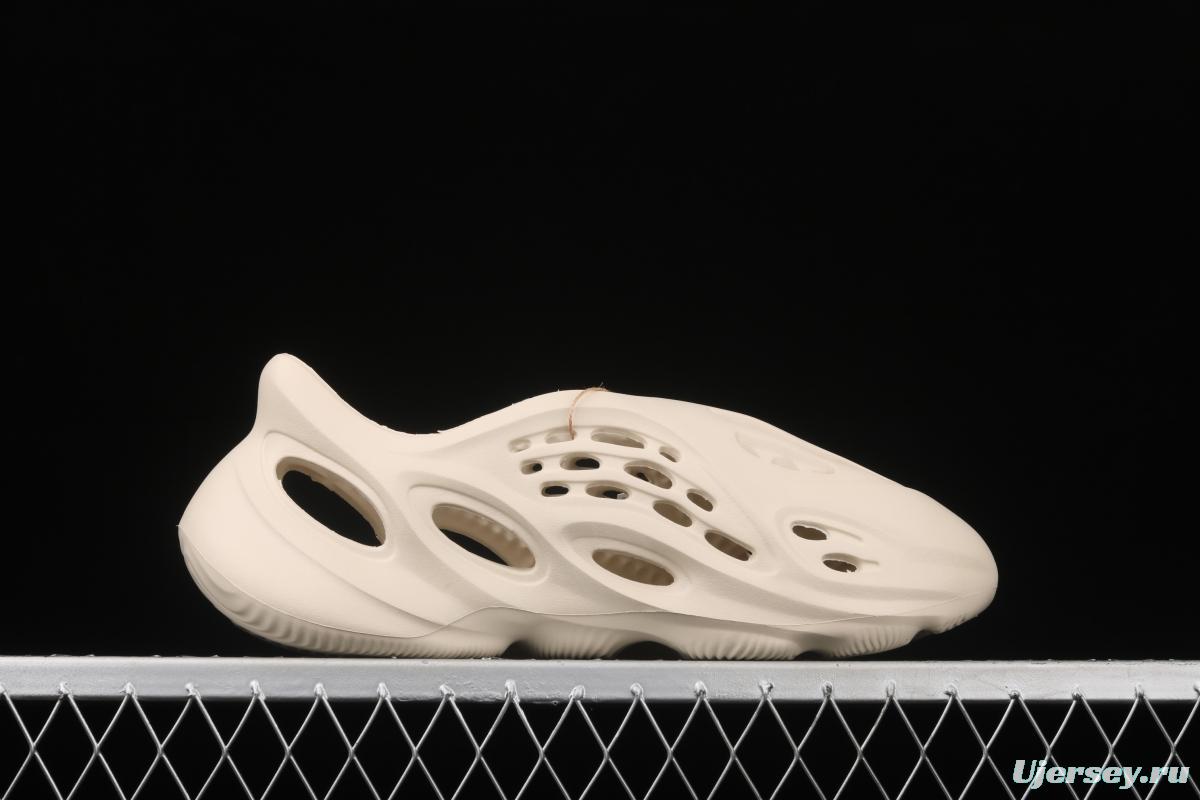 Adidas Yeezy Foam Runner Ararat integrated injection molding coconut hole shoes desert ash