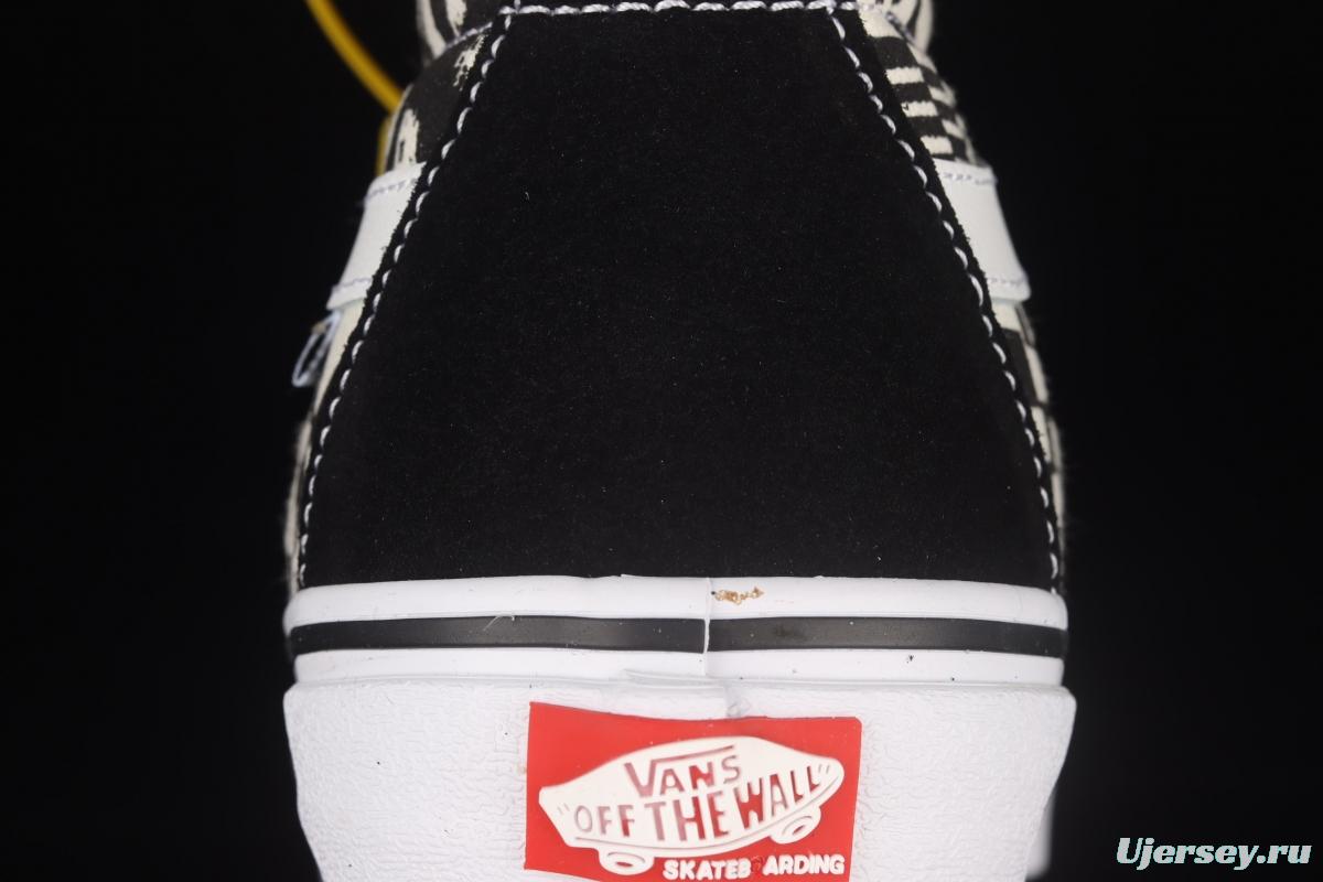 Vans Sk8-Hi black and white checkerboard lattice side stripes high-top casual board shoes VN0A5FCC9CU
