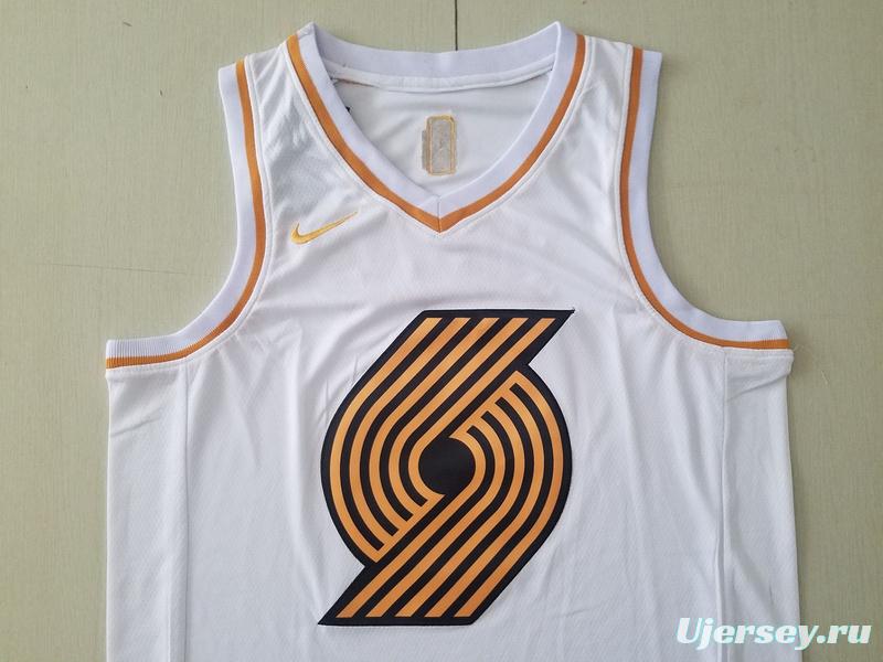 Carmelo Anthony 00 White Golden Edition Jersey