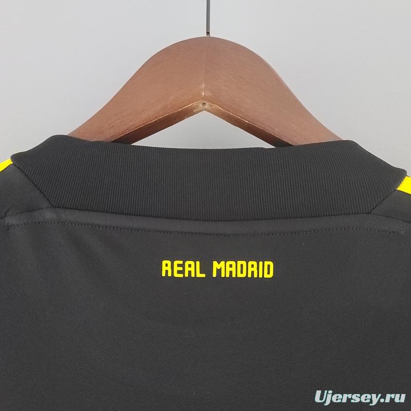 Vintage Real Madrid 11/12 Goalkeeper Black Jersey