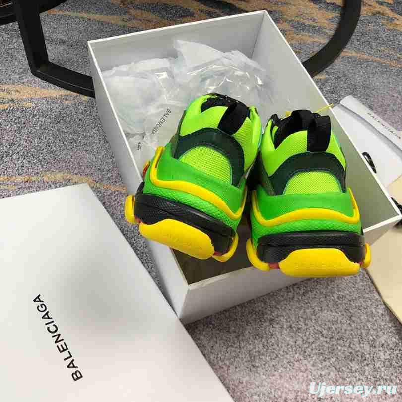 Men Balenciaga Triple-S Sneaker Green