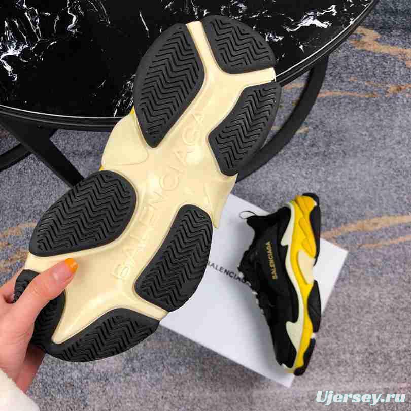 Men Balenciaga Triple-S Sneaker Yellow Sole Black