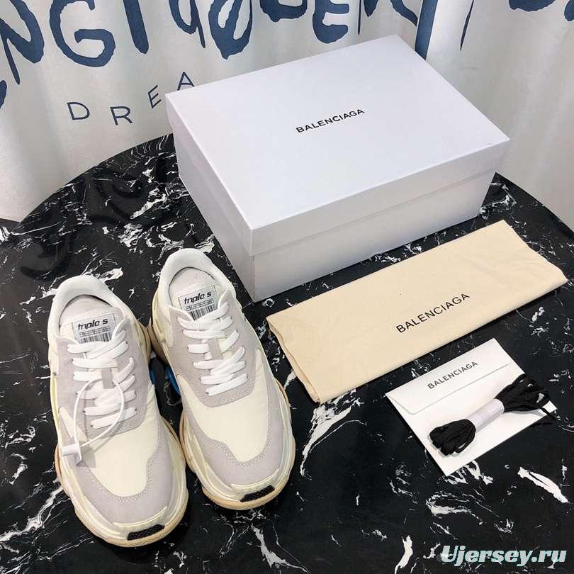 Men/Women Balenciaga Triple S Sneaker Grey/Milk