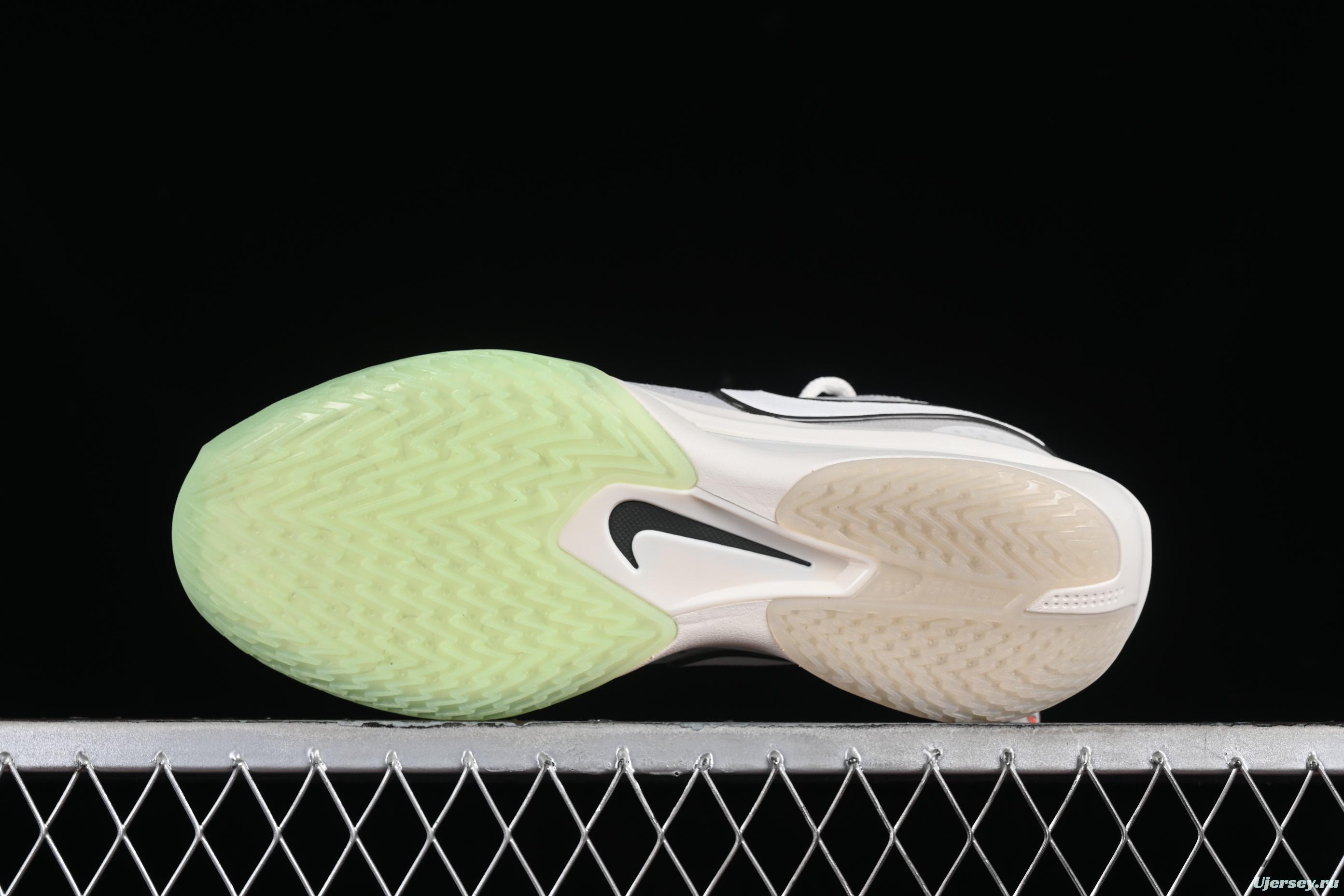 Nike Air Zoom G.T.Cut 3 EP Basketball Shoes with Full-Length ZoomX Foam - DV2913-003