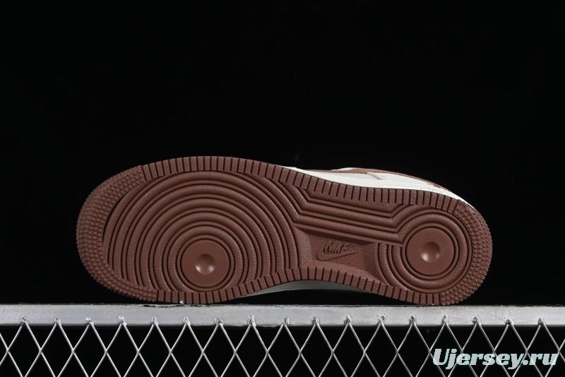 Nike Air Force 1'07 Low  Casual Sneakers