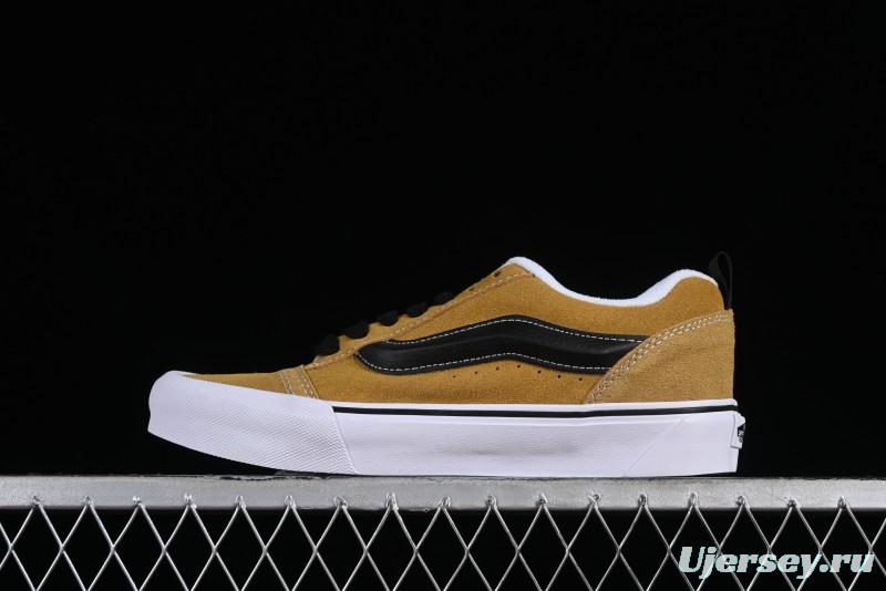 Vans Classics Knu Skool Retro Skate Shoes with Thick Tongue and Oversized Toe - VN0009QC5QJ1