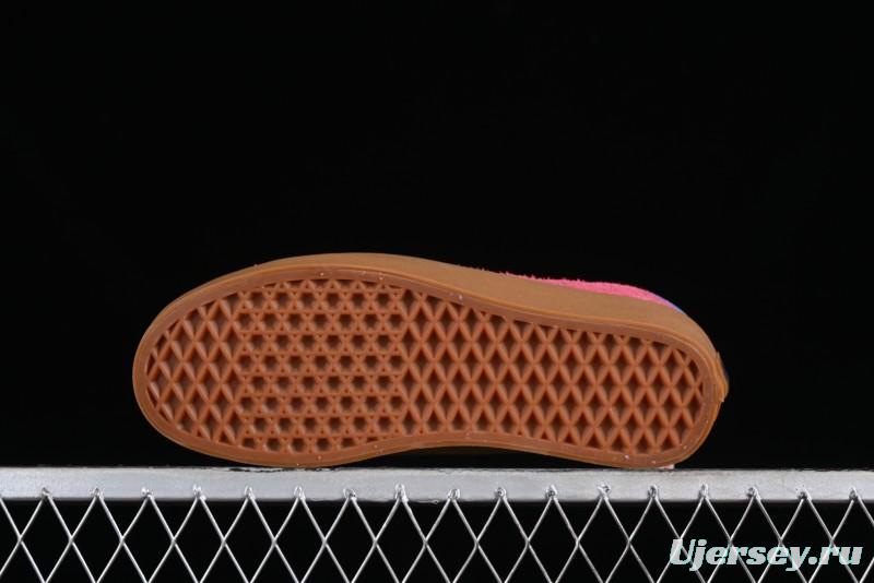 Vans Vault Og Sport Low Retro Suede Canvas Vulcanized Shoes in Dragon Fruit - VN000CQRCHL