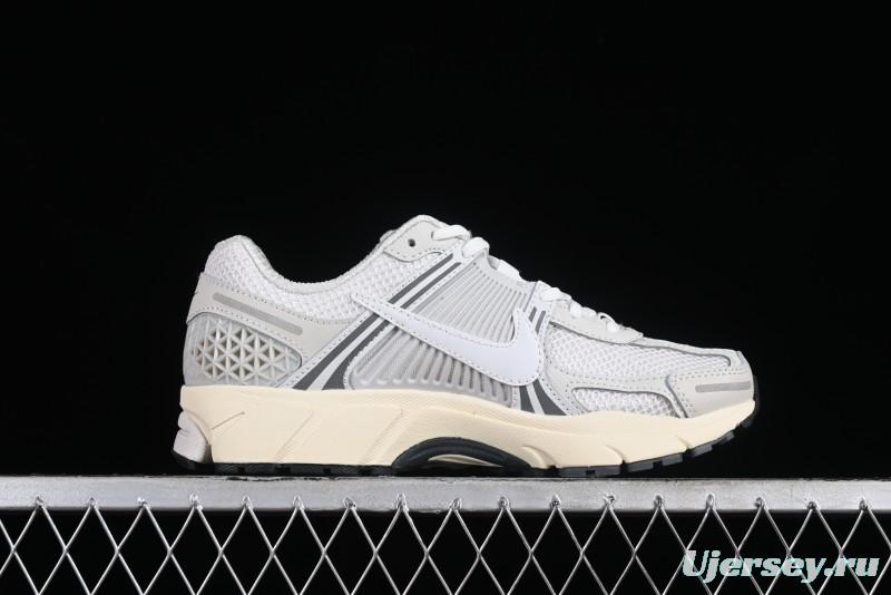 Nike Zoom Vomero 5 SP Classic Retro Casual Running Shoes - HF0731-007