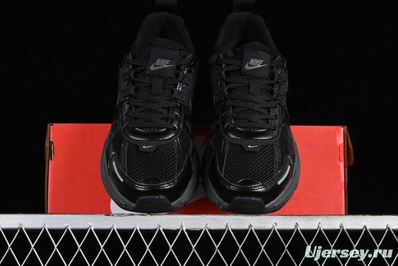 Nike V2K Runtekk 3XL Retro Low-Top Running Shoes with Shock Absorption and Anti-Slip Design - FD0736-001