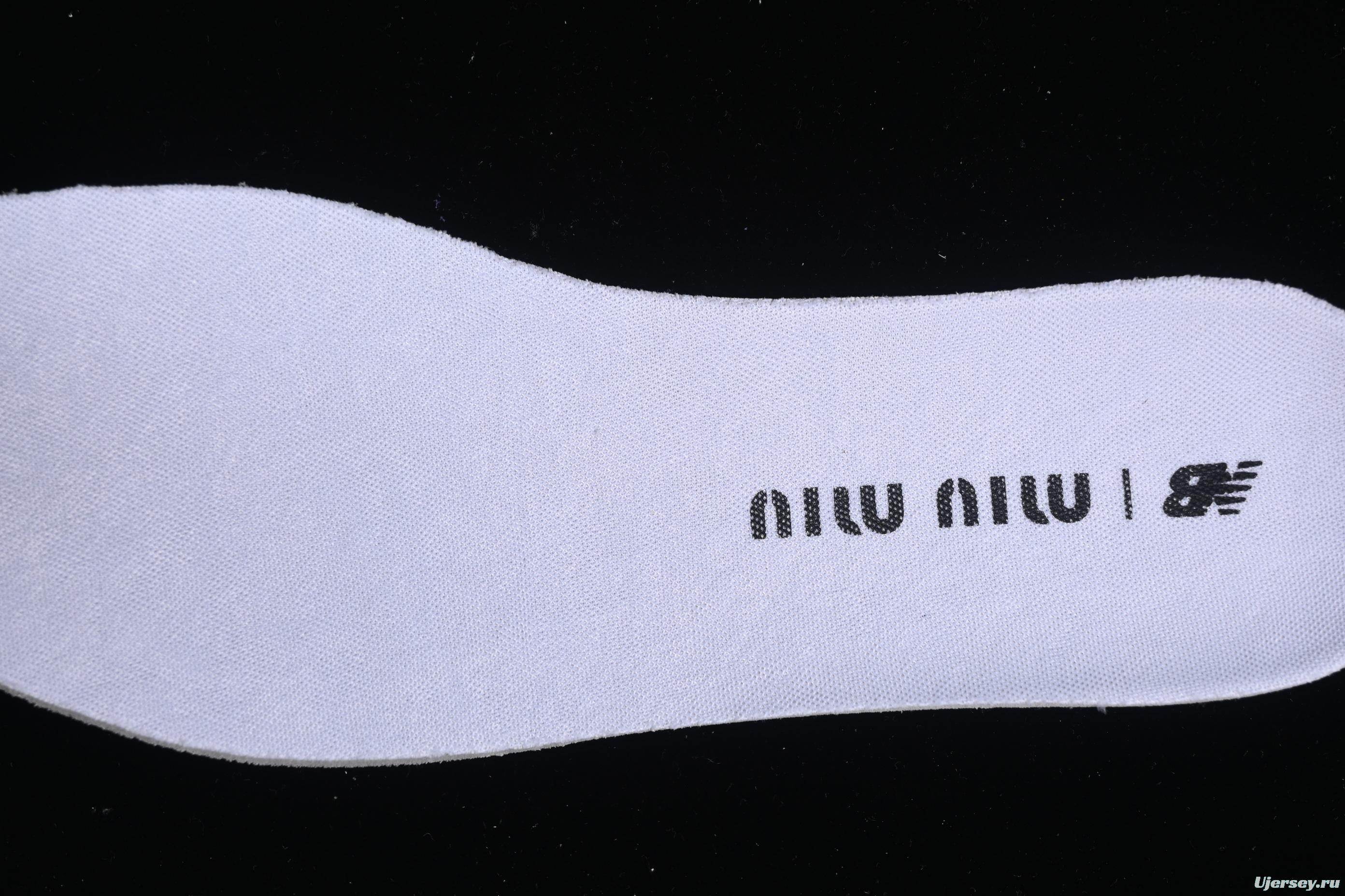 MiuMiu x New Balance 530 Low-Top Retro Casual Running Sneakers in White - 530