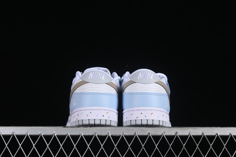 Nike Dunk Pure "Platinum" SB Low-Top Casual Sneakers with Dual Laces and Bear-Inspired Design - DV0831-101