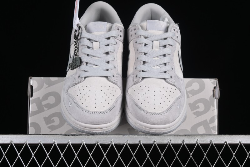 Nike Dunk Low The North Face CDG Collaboration - Light Grey Skateboarding Shoes - DQ1098-338
