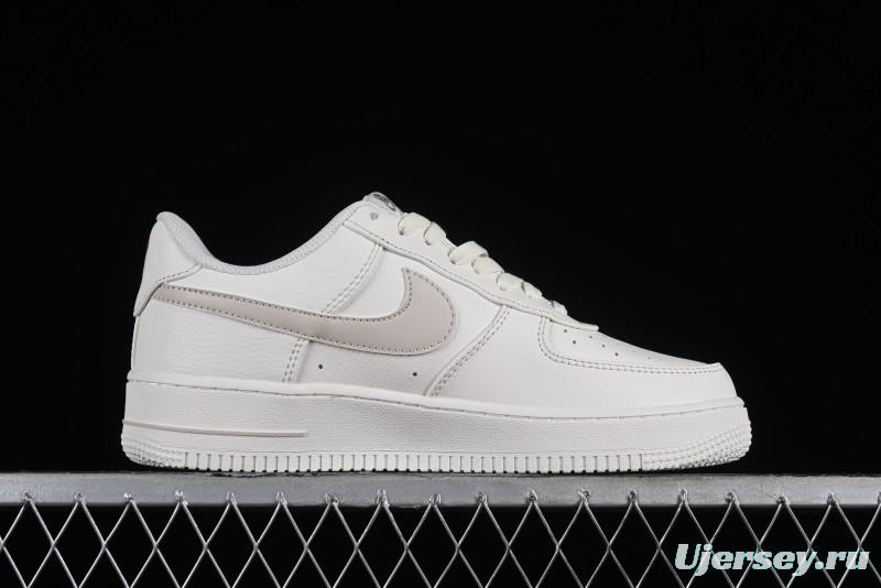 Nike Vlone x Air Force 1 '07 Low Casual Sneakers in Apricot - AA5360-009