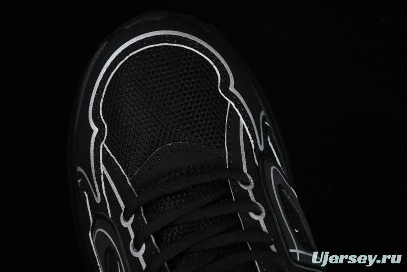 Dior B30 Sneakers with Reflective CD30 Logo and Lightweight Rubber Sole - CD30