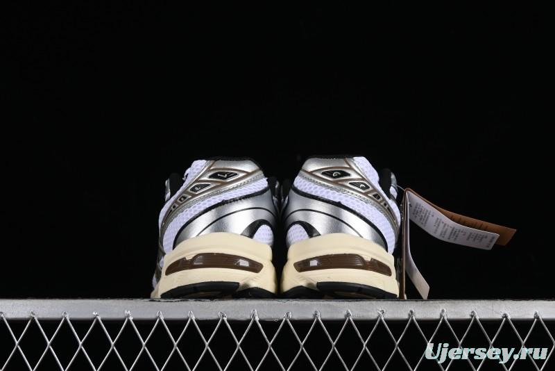 Asics Tiger GEL-1130 Low-Top Retro Running Shoes with GEL Cushioning and Durable Outsole - 1201A256-113