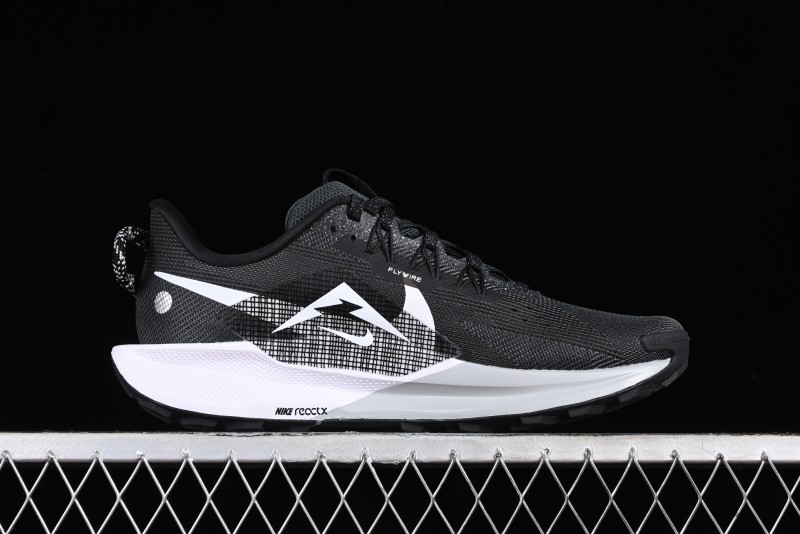 Nike Pegasus Trail 5 Lightweight Comfortable Durable Low-Top Running Shoes - DV3864-001