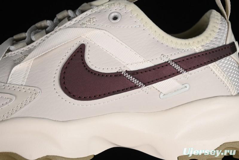 Nike TC 7900 Retro Dad Shoes with Reflective Swoosh and Cushioned Sole - DD9682-003