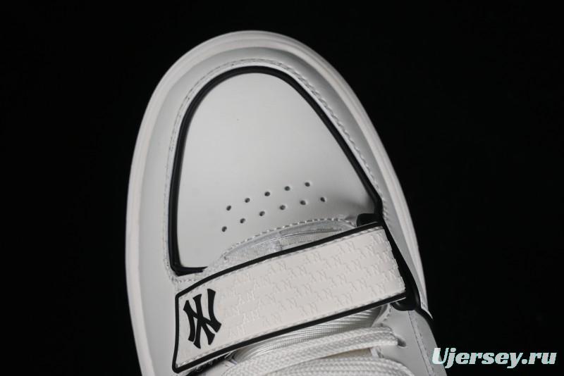 MLB Chunky Liner New York Yankees Hook & Loop Lightweight Platform Sneakers with 6cm Height Increase - 3ASXLMB3N50BKS