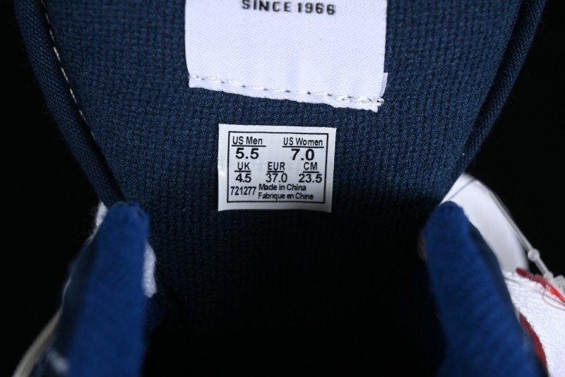 Vans Classics Knu Skool Retro Sneakers with Enlarged Toe and Thickened Trim - VN0009QCLC3