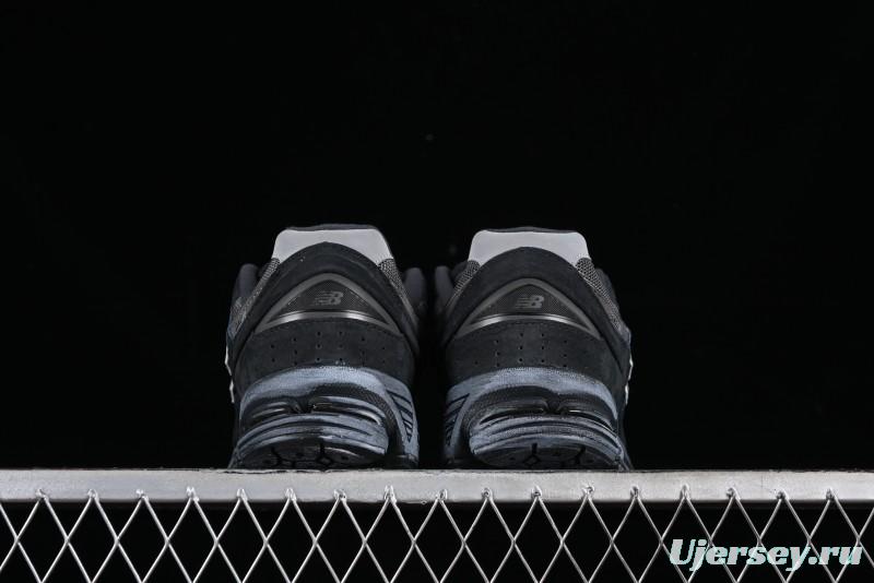 New Balance 2002 Series Retro Casual Running Shoes with Upgraded N-ERGY Cushioning - M2002RBV