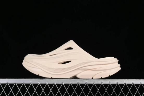 HOKA ONE ONE Comfortable Lightweight Breathable Quick-Dry Toe-Post Sandals - CSC3