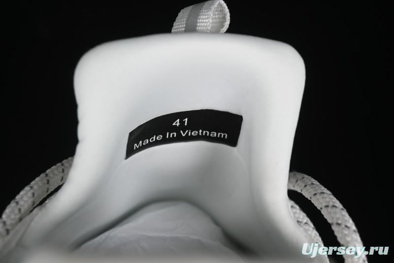 Moncler Trailgrip GTX Mountain Outdoor Shoes with Anti-Tear Material - M00240M3457