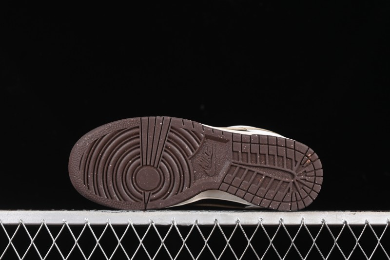 Nike Dunk Low SB Baroque Brown Reverse Mocha Casual Sneakers - HF4292-100
