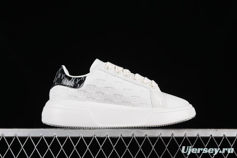 New York Yankees MLB Bigball Chunky Embo Monogram Platform Sandals - 3ASXEMN4N50BKS