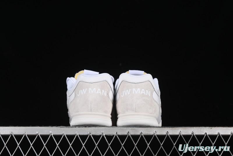 New Balance RC42 Series Retro Football Training Casual Sneakers - URC42JM