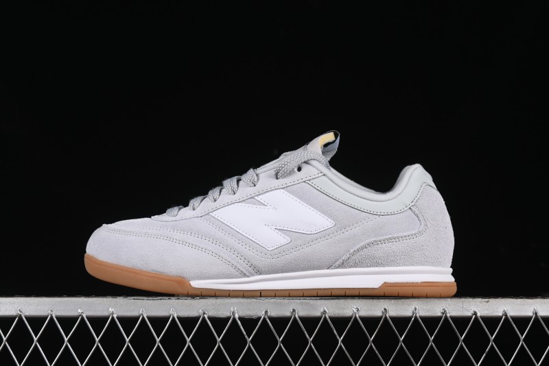 New Balance RC42 Series Retro Football Training Casual Sneakers - URC42EB