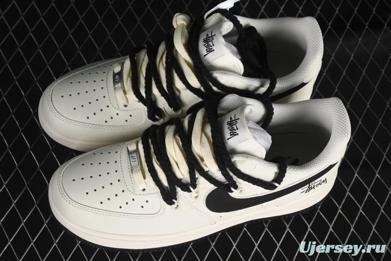 Stussy x Nike Air Force 1'07 Low Casual Sneakers - ZH0316-041