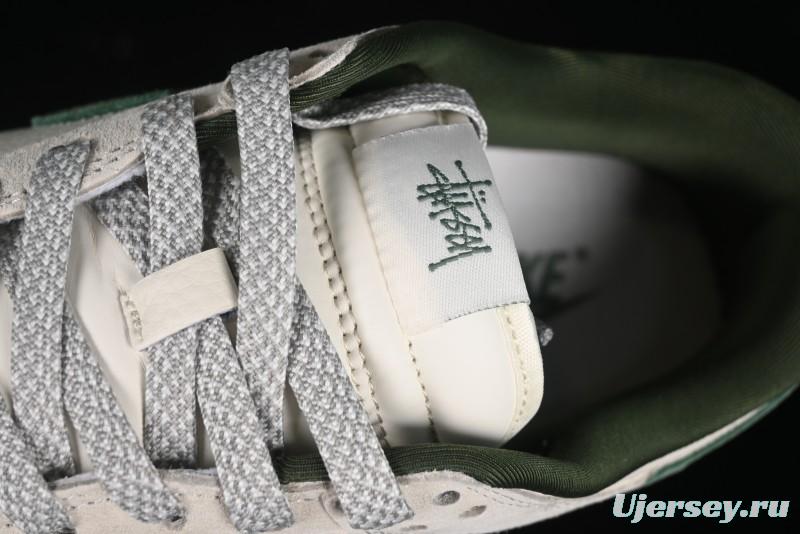 Nike SB Dunk Low Supreme x Stussy Triple Collaboration - Off White Green Swoosh Anniversary Custom Low-Top Casual Sneakers - SJ2068-303