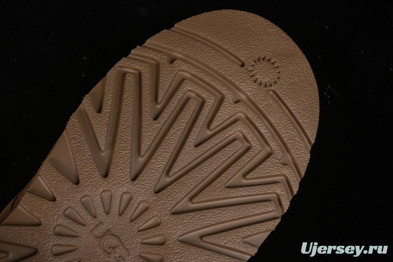 UGG LE FU Low Top Slip-On Lifestyle Casual Shoes - 1131616