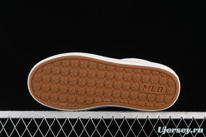 MLB Chunky Classic Base New York Yankees Lightweight Platform Casual Sneakers - 3ASXBMN4N50GRL