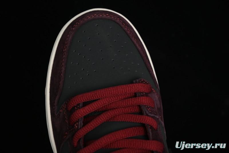 Nike SB Dunk Low Bordeaux Red Skate Shoes Collaboration with Riot Skateshop - FZ1289-200