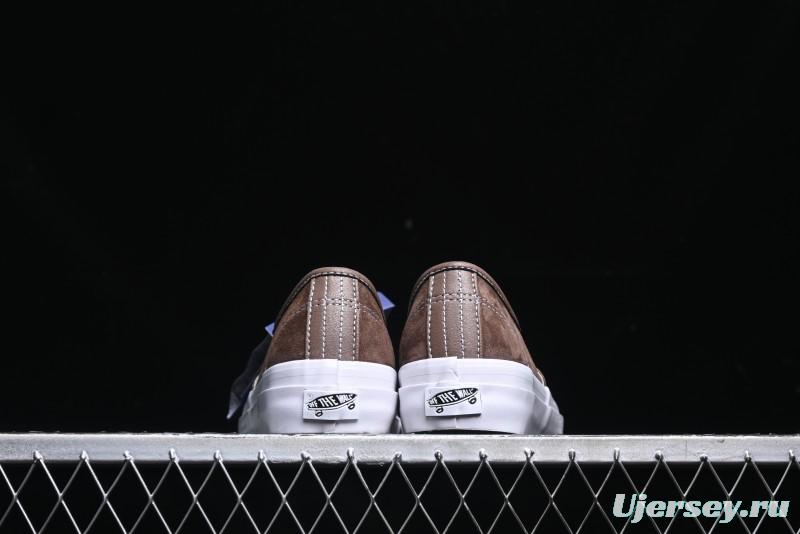 Vans Sk8-Mid Reissue 83 Premium Suede Retro Skate Shoes - VN0007QZDMV