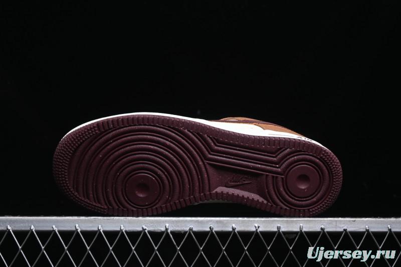 Nike Air Force 1 '07 Low Casual Sneakers with Full-Length Air Cushion - FQ8713-200