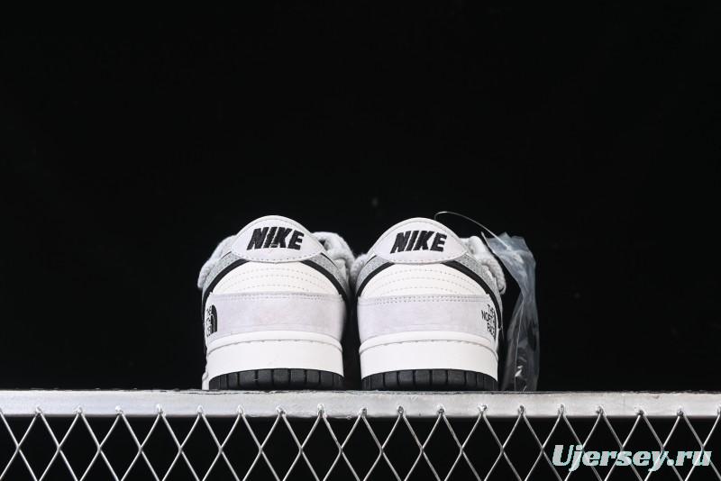 Nike SB Dunk Low The North Face x CDG Collaboration Anniversary Edition Customized Low-Top Skateboarding Shoes - XX3168-307