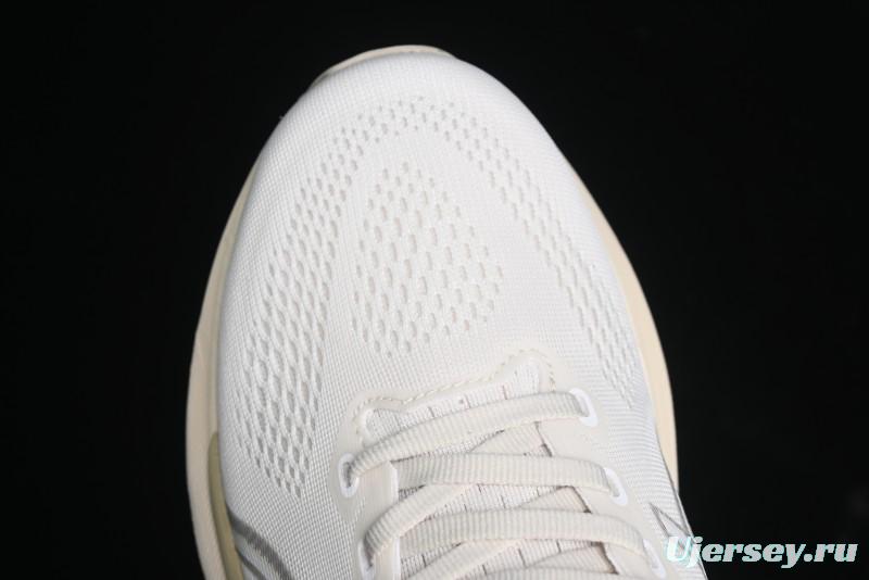 Asics Gel-Kayano 31 Running Shoes with GEL Cushioning and FLYTEFOAM BLAST Technology - 1011B995-200