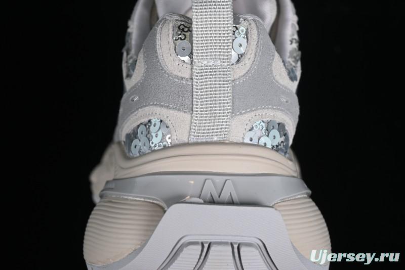 GG-CC Casual Running Shoes with Irregular Design - G24U9893B