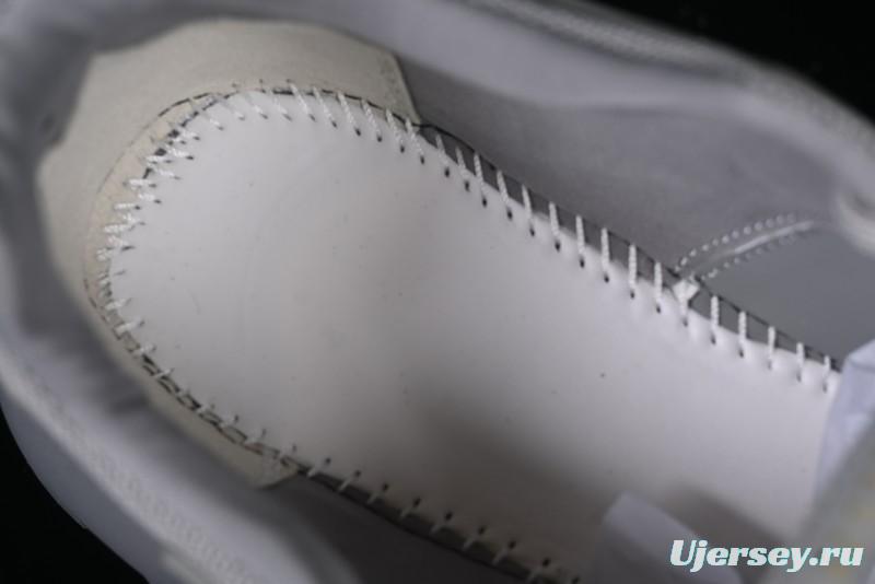 Prada Cloudbust Air Thunder Lifestyle Low-Top Sneakers with Anti-Slip and Wear-Resistant Design - 2EG293