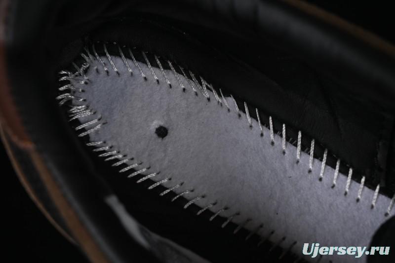 Nike Classic Cortez Leather Retro First Generation Running Shoes - FJ5180-200