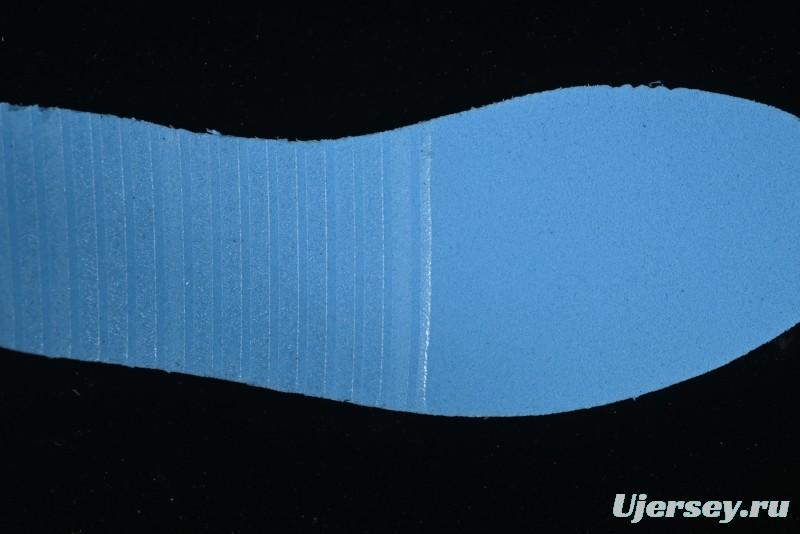 Nike Air Jordan 1 Low Retro Basketball Shoes in Black and White - 553558-043