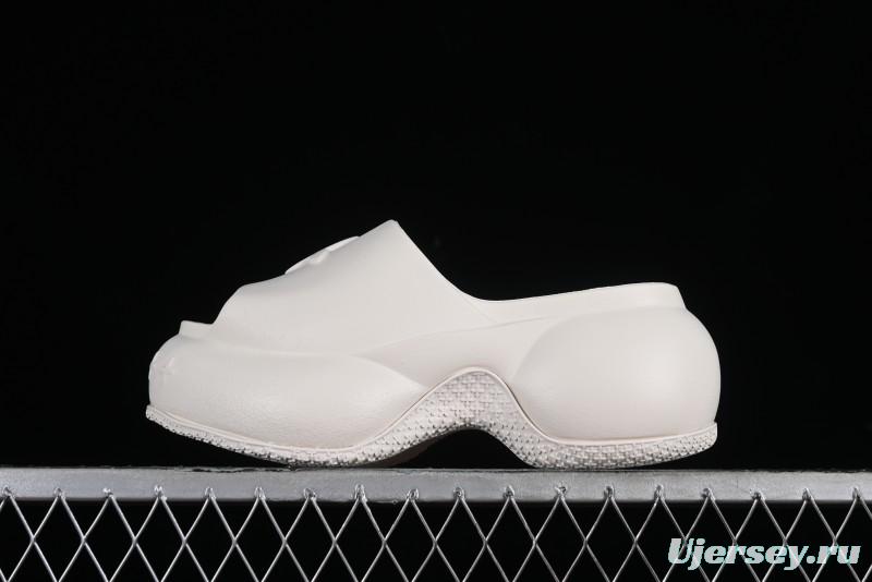 SMFK COMPASS Embossed One-Piece Platform Slides - E9066